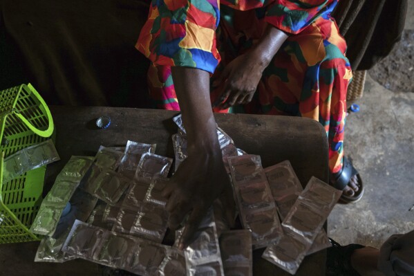 Teen girls Kinshasa